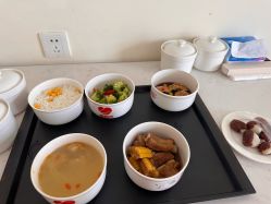 -爱陪伴一对一月子中心(融侨店)
