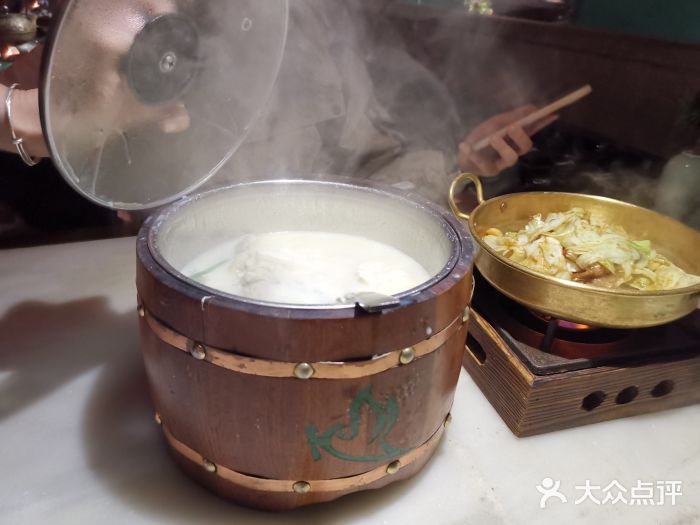 佬麻雀·剁椒鱼头(京基KK One店)图片