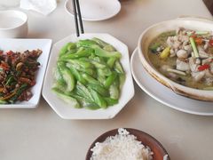 -嘉丰湘菜馆(芳群园店)