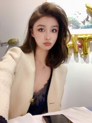 -东秀护肤造型