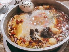 -鸡遇虾煲干锅火锅(小寨金莎店)
