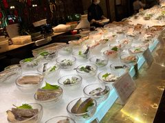 -半岛翡丽海鲜自助餐厅(观风亭店)