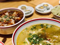 -八二小区抄手(龙湖上城天街店)