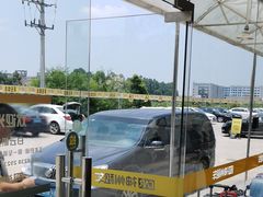 -神州租车(白云机场T1服务点)