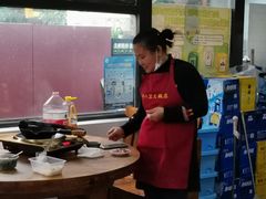 -牛八宝桂林米粉(八里庄店)