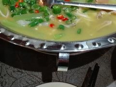 黄焖鸡-水上人家主题餐厅(洱河南路店)