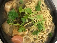 三鲜粉丝砂锅-兄弟砂锅(陆家巷店)