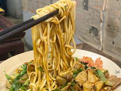 -方铲铲·成都板凳面(滨江银泰店)