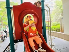 -魔力熊儿童早教托育中心(硚口同馨店)