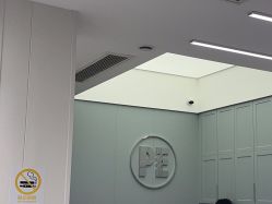 -PE SALON