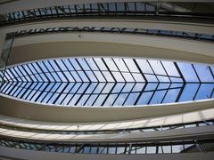 -上海滴水湖皇冠假日酒店