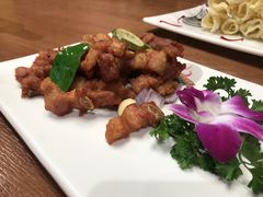 柠檬叶酥小排-老滇山寨•云南特色菜•地方菜•民族风情歌舞表演(金碧店)