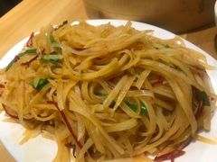 酸辣土豆丝-香满园春饼·家常菜(东大桥店)