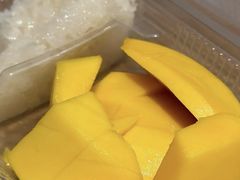 -Nings Mango Stand