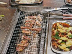 -马路牙子烧烤音乐酒馆(望京店)