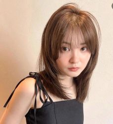 -十六番发型师事务所