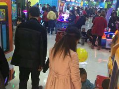 -乐翻天欢乐世界(望云国际广场店)