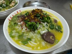 -文山荷鲜居(翠湖店)