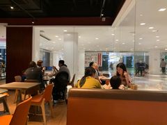 大堂-The Habit Burger Grill 哈比特汉堡(复兴soho店)