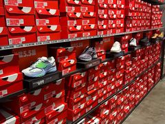 -NIKE上海青浦优选体验店