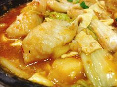 -囍筷乐喜辣屋小鸡小鱼石锅煲(万达店)