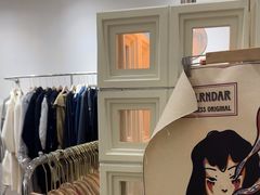 -眷顾自助服装工作室(中南金石国际广场A座店)