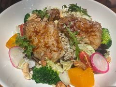 -POKEE VIA&Brunch·维娅(重庆来福士店)