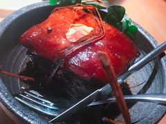 东坡肉-桂满陇·蟹黄小笼汤包(中山公园店)
