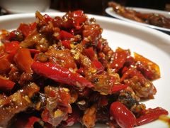 招牌冷吃兔-鑫记婆婆兔·成都特产·兔头手撕兔(太古里店)