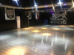 -零下舞度·街舞连锁机构(万科中心店)