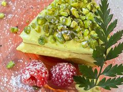 开心果巴斯克芝士蛋糕-BROWNSTONE布朗石西班牙餐厅(富城店)