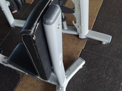 -奇迹健身金茂汇店