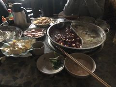 -肖肖酸萝卜鱼火锅(总店)