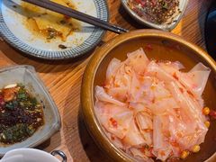 -野山舂·贵州现舂酸汤牛肉(鸿通城店)