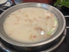 -老来福·非遗酸汤兔(凯旋路店)