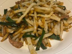 -魏铭鱼头捞饭(晋阳路店)