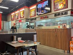 -许哥东北烧烤·铁丳烤串·宫后夹肉(繁花中心店)