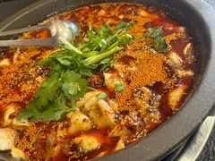 -灶知轩湘西石锅鱼(万佳广场店)
