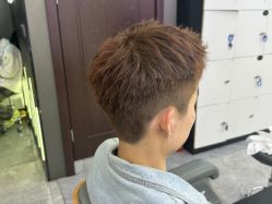 -藤野造型烫发染发