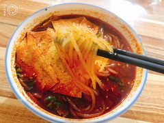 -老字号杨坡红油米线腊汁肉夹馍(东四道巷店)