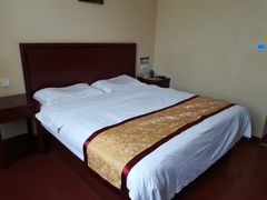 -怡莱酒店(青州宋城古城景区店)