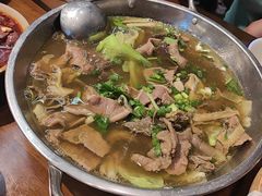-谢老五跷脚牛肉·非遗传承店