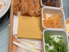 -凤凰园烤鸭店·唐山菜·传承花椒肉(老唐丰路店)