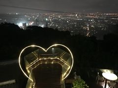 -草山夜未眠景观餐厅