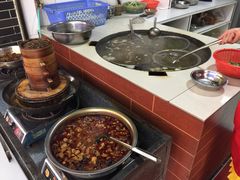 -谢老五跷脚牛肉·非遗传承店