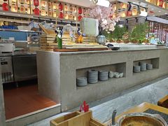 -锤头鲨毛肚海鲜烤肉自助餐厅(国购广场店)