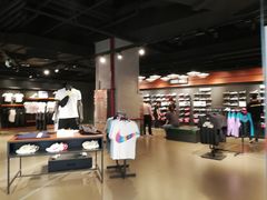 -耐克(恒隆广场店)