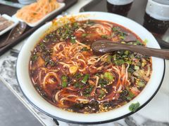 -伊穆祥牛肉面总店·清真