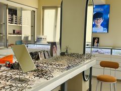 -潘多拉眼镜·蔡司依视路明月(潘家园店)
