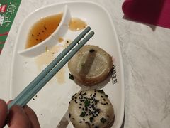 -小杨生煎(百联嘉定购物中心店)